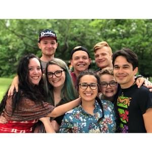 Meet your Posher, Cara